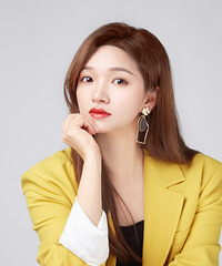 87年160CM有女儿的单亲妈妈征婚,从事地产工作