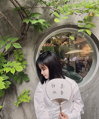86年有个儿子的单亲妈妈征婚,是枚教师