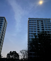 ����ڴ�Ҽ��Ժ�������ģ��м�������