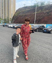 65年在照顾孙子的阿姨征婚,女儿在事业单位上班