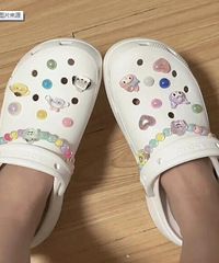 crocs有没有必要买?毕竟一双几百块
