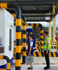 �ڷ�������Ϣ2Сʱ��18Ԫ�Ĺ�·�����281Ԫ���շ�վ���㳬ʱ��