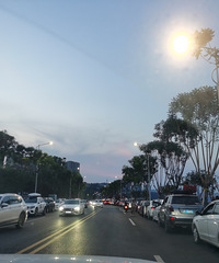 ���·ҹ��Խ��Խ�����ˣ�����տ�¶���Ӱ����������ѳ�K��