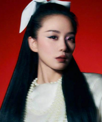 ��ʫʫ��ȸ����ױ���µķ����ս