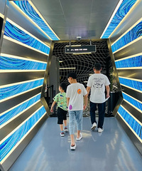 ���Ŷ���ȥ���ޡ�20������վ�ڡ�������̨�������������羰��