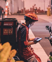 ����������ϲ���͵Ķ�����ַ���а������������һ��Ȼ�������