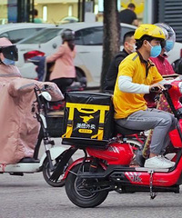 ����������ϲ���͵Ķ�����ַ���а������������һ��Ȼ�������