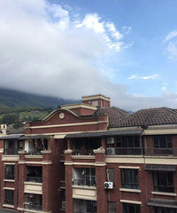 ���ճ�������ɽ���غ�������ſ���ס�󷿳������