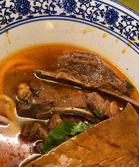 ��ɽ��·�������С�Ե����ŷ����㣬28�Ե�ˬ