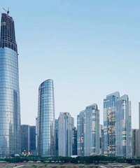 ��ƽ��������ǧ��¥�̣���Ұ��ã���ֵ¥�������������˹۵�