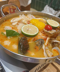 ����Ҿ����Ŷӵ�̩ʽ���ŵ������ĺ���ͨ