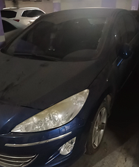 �Ϲ�ÿ���ϰ඼��Ħ�У���һֱͣ�ڳ���Իң���ѳ�����