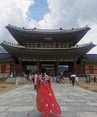 ���ں���