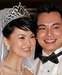 闪婚闪离,百亿女星收割机还是栽了