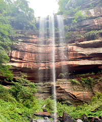 �����Բ��С���ߣ�ͽ����;�羰~