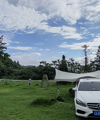 �ϴ���������