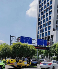 ����ĳ��⳵˾�������ţ��ֻ�����벻����û���⳵˾����������