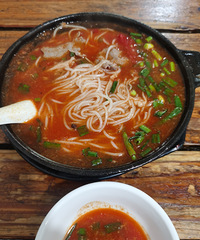 ʯ��·��С�Դ򿨣������޴���һ�㣬�������Ƽ�