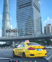 ������⳵�����Ϻ�½���죬����ɶ�ط��ǻ�ɫ��������������ȥ��