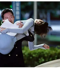 44����ᰱ������У����걬������κ��ѫ��������ν����ƴ�õģ�