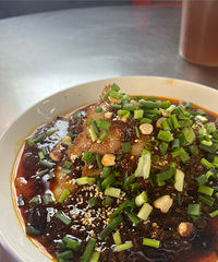 ��ƺ���˹����Ŷ�������Ȼ�ϲ�����