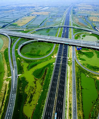 2023�����ڸ��ٲ���ѣ�������ô���£���Ӧ����