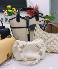 �����ڵ�ͨ�ڰ����ϼ���������ƽʱ���ñȽ϶�ļ������