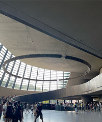 ��������߷������������ǶѲ���ݡ���Ʊ