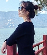 99年168CM的妹子征婚,性格幽默