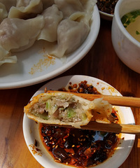 �󱤵���Ѽ�����ֹ����ӹݣ����Ӵ��ζ����