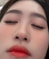 为什么画全妆有一种精致的土气,家人们给我来点修改意见