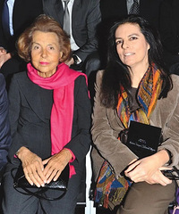 ����Ů�׸�ĸŮΪ���˹�����˺