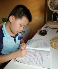 Сѧ���꼶����¼����д��ҵ�ĵ��