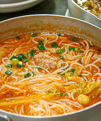 ����һ�ұ������ߵ꣬�ݽ�ζ���ҵ�����۸�Ҳ��ʵ��