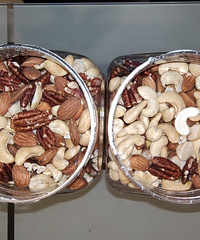 ɽķvs������ļ���Աȣ��ڸ���ζ����Ӯ�ˣ�ɽķֻʤ�ڼ۸�