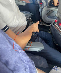 ���ɻ����Աߵ��������ȶ�������λ����