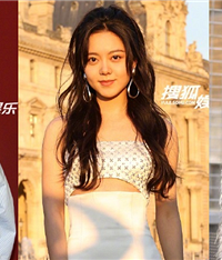 ����Ů�����ǵ�ʱװ�ܿ�����ͼ�ϼ�