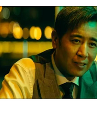 《坚如磐石》后来居上,详解“叔圈”演员表现