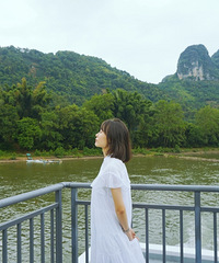 92���211��˶С������飬�м����Ź���Ա