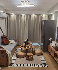 �����˰���µļ��ڣ��ص��������С�ң��ֻص��������ڵ�����