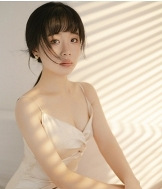 95年160CM妹子征婚,小学数学教师