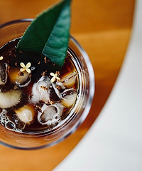 �����������꣬���˹𻨴��˰������Լ��ڼ�����ʳ