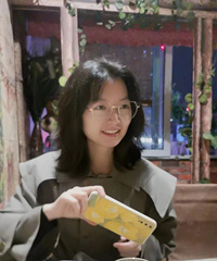 95��162CM��˶ʿ�������飬ĳ���Ƹ�У�����о���Ա