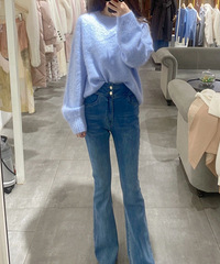 实体店衣服价格这么离谱?这身衣服要卖2600
