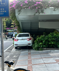 �ϴδ��˵绰�ٱ�������Ϳ������ѳ��Ʋ��ˣ���Ҳ�����