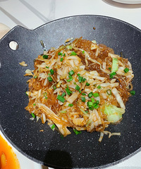 ������߰���ĳԵģ�����רע�����