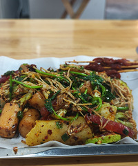 һ���˹䵽��ɽ�ϳ��տ�������ţ�����ţ������ɫ