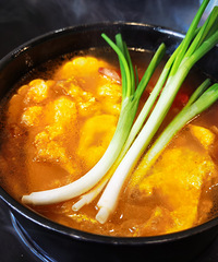 ����ת����һ���м����ķ��ѹ�������������Ӫ������ζ