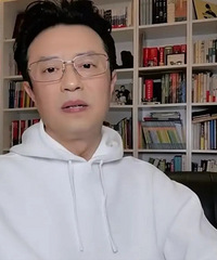 主持人曝儿子遭人抱摔,孩子的矛盾,家长该介入吗