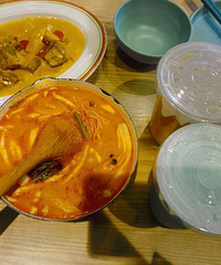 �̵������̩���ˣ���ڰ���˭��